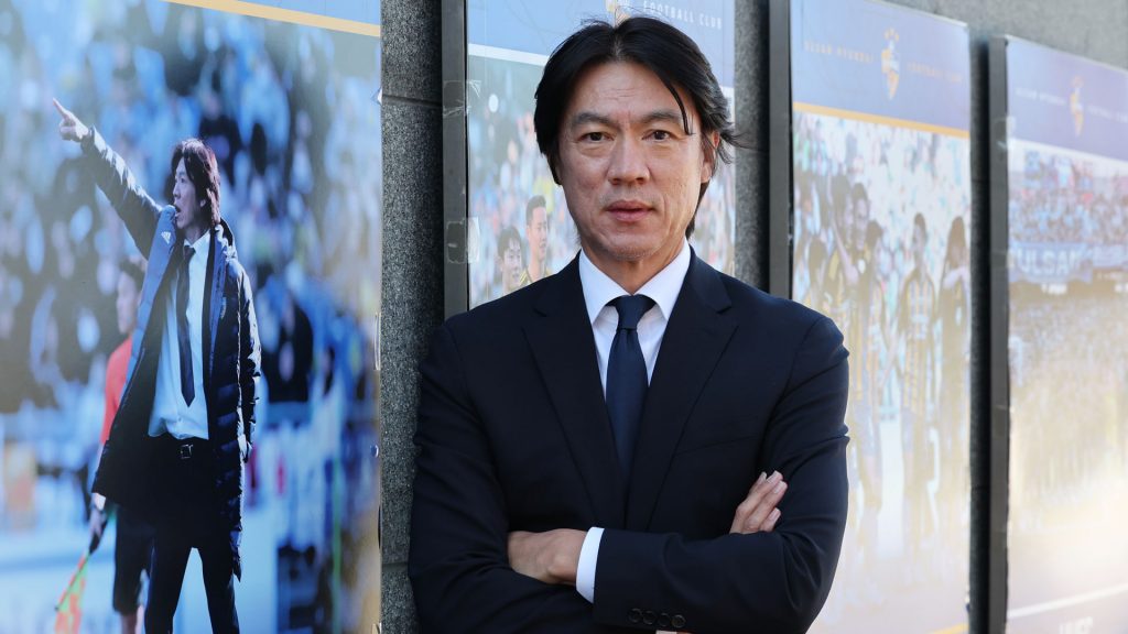 Hong Myung-bo, nouveau sélectionneur