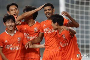 Hwaseong vers la K League 2, Cha Du-ri entraîneur